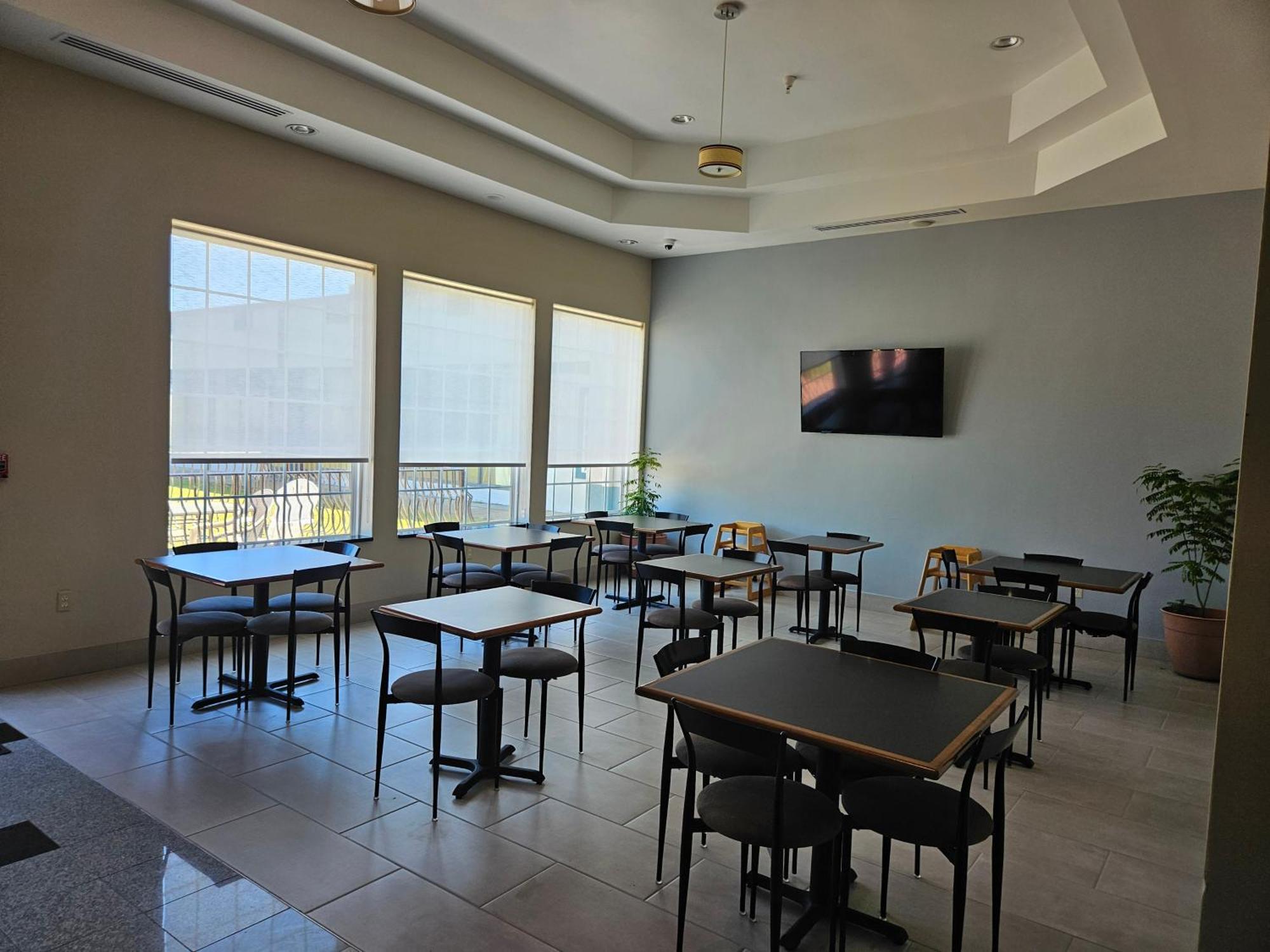 Quality Inn & Suites Greenville I-65 Buitenkant foto